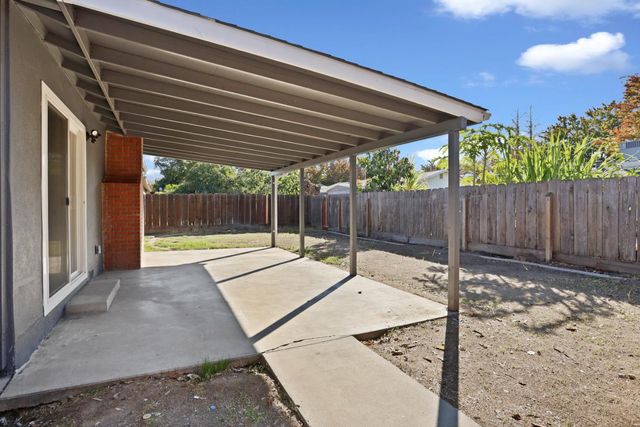 1828 Celeste, Modesto, CA 95355