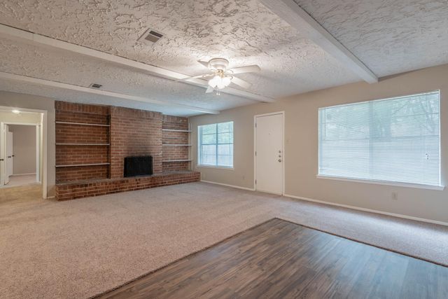 6015 Knotty Post Lane, Spring, TX 77373