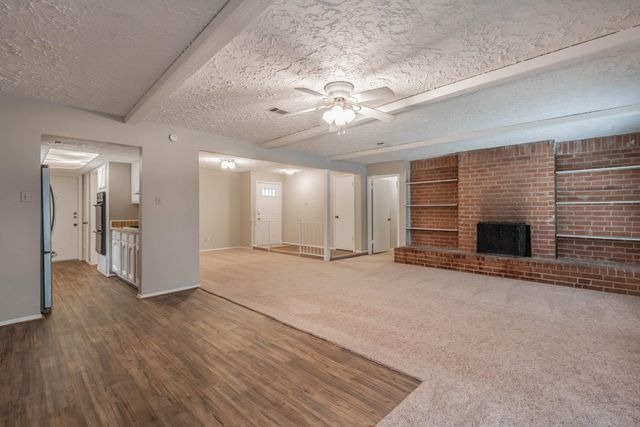 6015 Knotty Post Lane, Spring, TX 77373