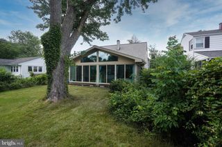 2027 NORHURST WAY N, Catonsville, MD 21228