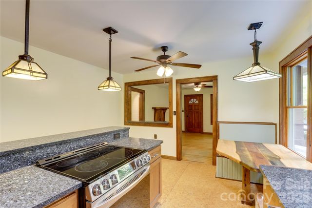 435 Mountain Cove Road, Marshall, NC 28753