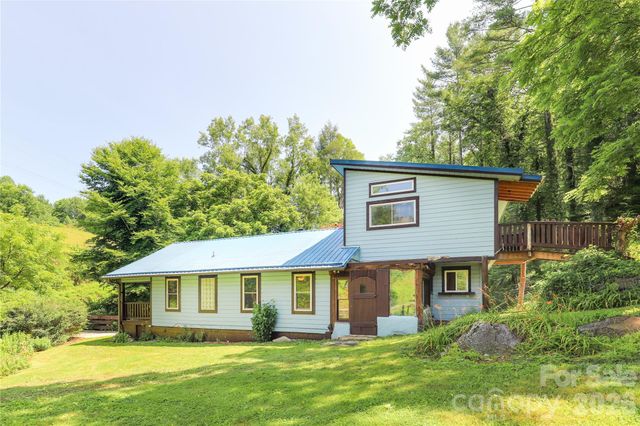 435 Mountain Cove Road, Marshall, NC 28753