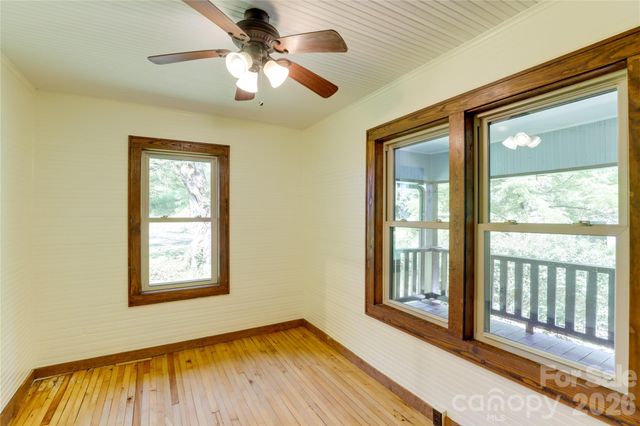 435 Mountain Cove Road, Marshall, NC 28753