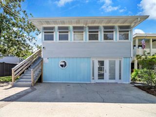 92 Tarpon Street, Destin, FL 32541