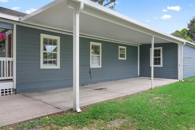 6910 Cayton Street, Houston, TX 77061