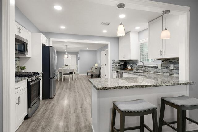6910 Cayton Street, Houston, TX 77061