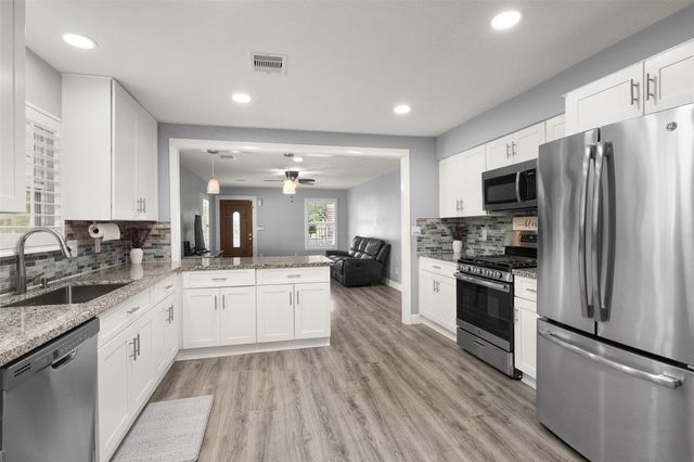 6910 Cayton Street, Houston, TX 77061