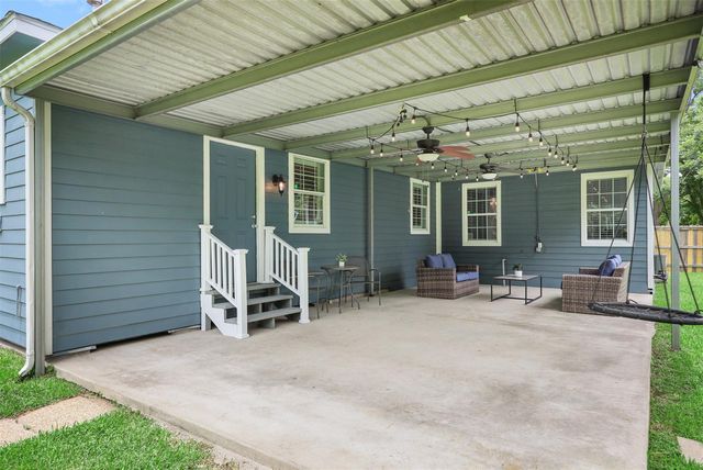 6910 Cayton Street, Houston, TX 77061
