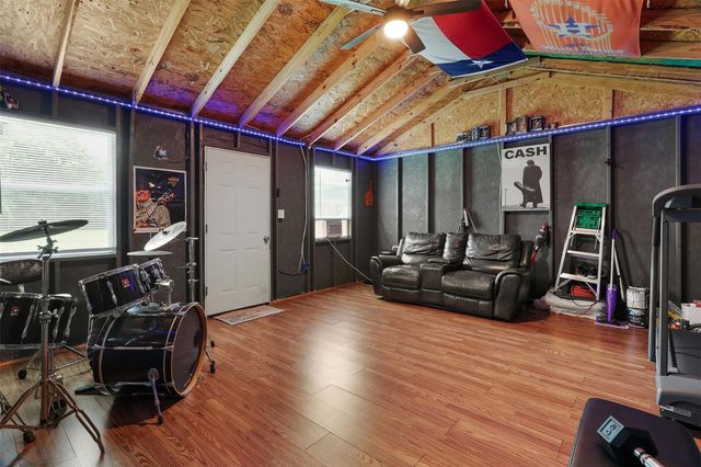 6910 Cayton Street, Houston, TX 77061