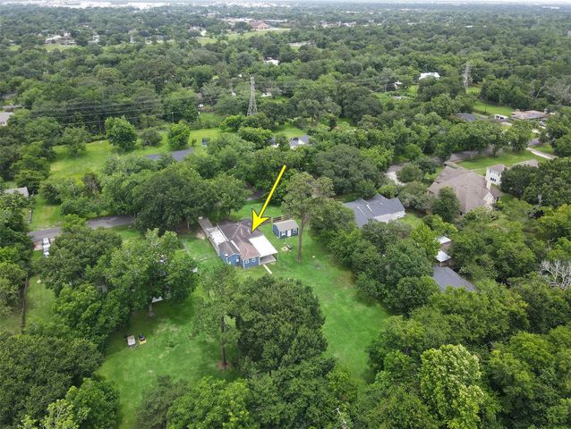 6910 Cayton Street, Houston, TX 77061
