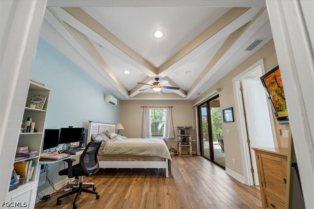 14 NW 35th PL, Cape Coral, FL 33993