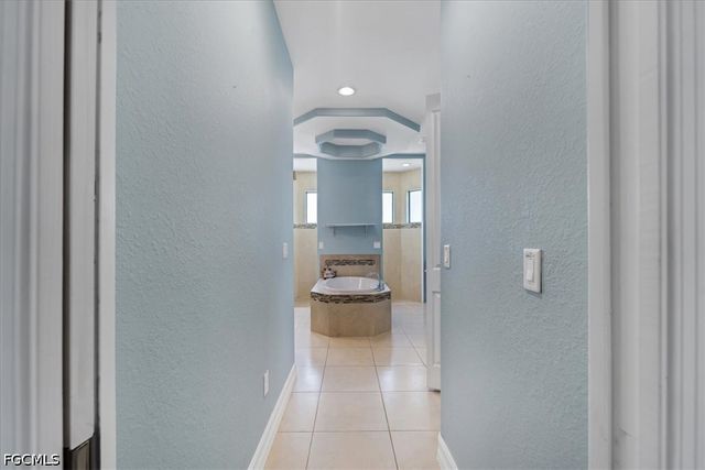 14 NW 35th PL, Cape Coral, FL 33993