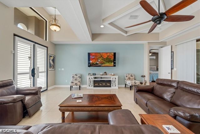 14 NW 35th PL, Cape Coral, FL 33993