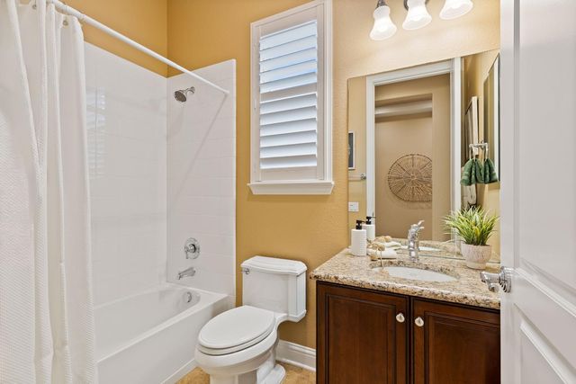 2032 Penstone Loop, Roseville, CA 95747