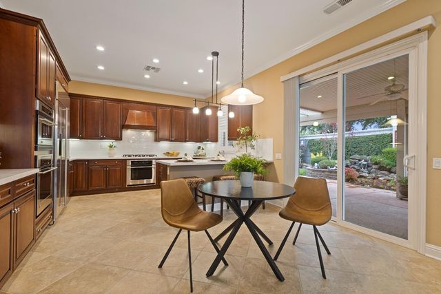 2032 Penstone Loop, Roseville, CA 95747