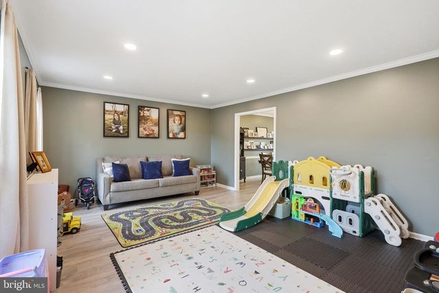 6047 GREENWAY CT, Manassas, VA 20112