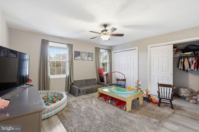 6047 GREENWAY CT, Manassas, VA 20112