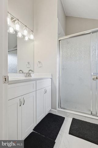 6047 GREENWAY CT, Manassas, VA 20112