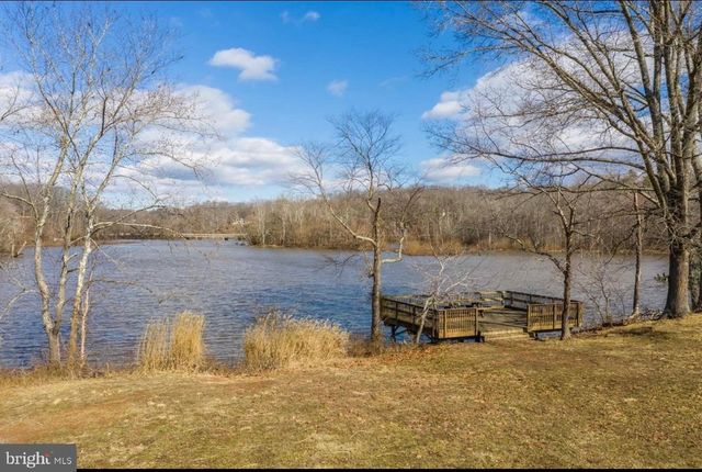 6047 GREENWAY CT, Manassas, VA 20112