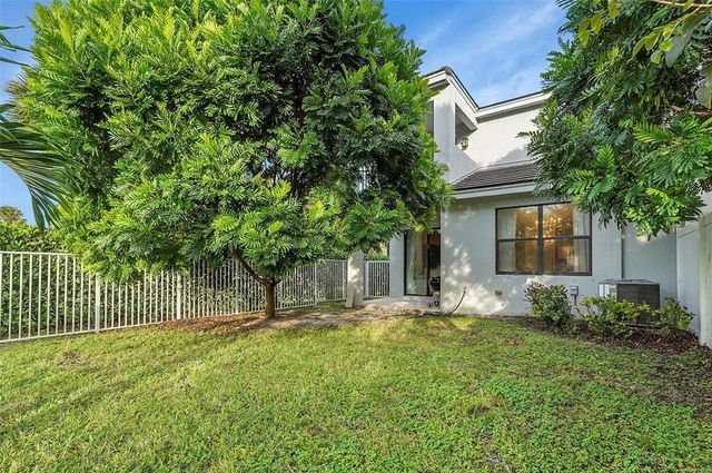 455 NW 33rd Lane, Pompano Beach, FL 33069