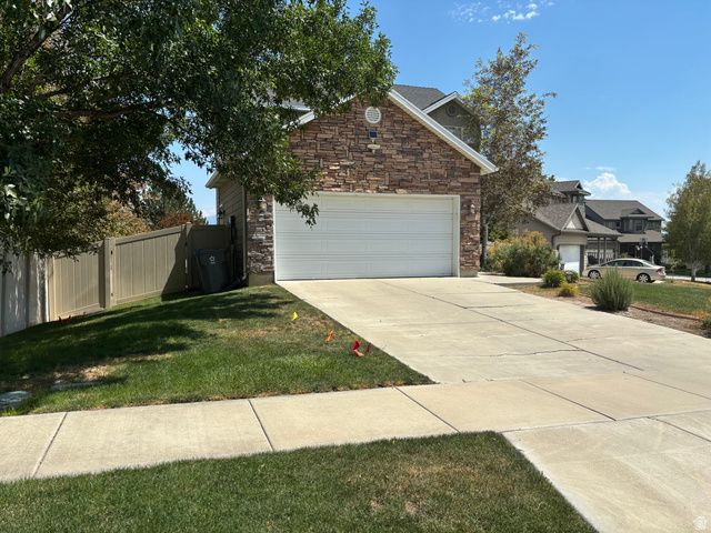1914 N THOMPSON PL, Saratoga Springs, UT 84045