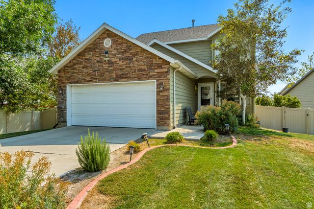 1914 N THOMPSON PL, Saratoga Springs, UT 84045