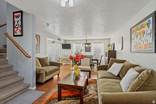 1914 N THOMPSON PL, Saratoga Springs, UT 84045