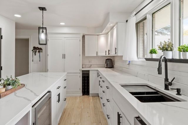 82 Cornell Rd, Marblehead, MA 01945