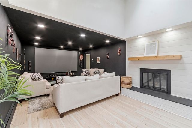 82 Cornell Rd, Marblehead, MA 01945