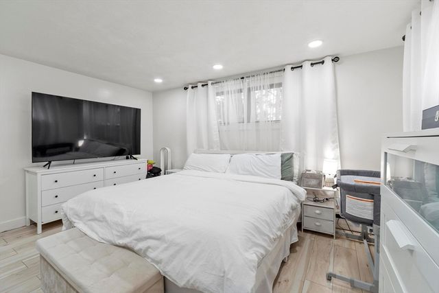 82 Cornell Rd, Marblehead, MA 01945