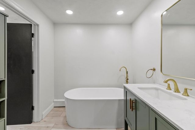 82 Cornell Rd, Marblehead, MA 01945