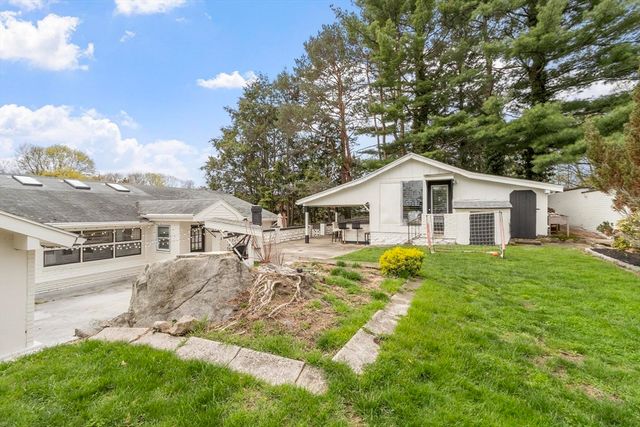 82 Cornell Rd, Marblehead, MA 01945