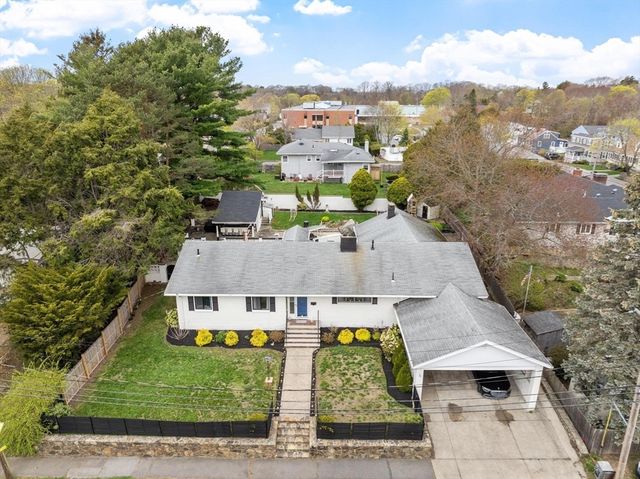 82 Cornell Rd, Marblehead, MA 01945