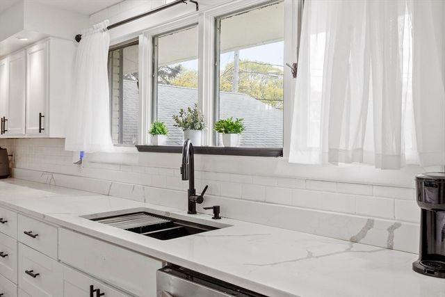 82 Cornell Rd, Marblehead, MA 01945