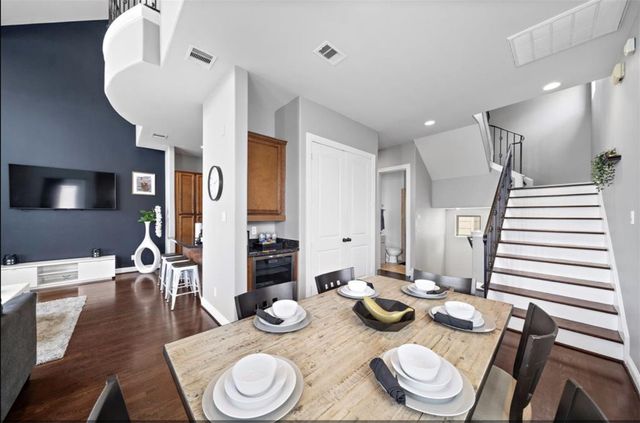 2512 Leeland Street, Houston, TX 77003