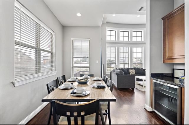 2512 Leeland Street, Houston, TX 77003