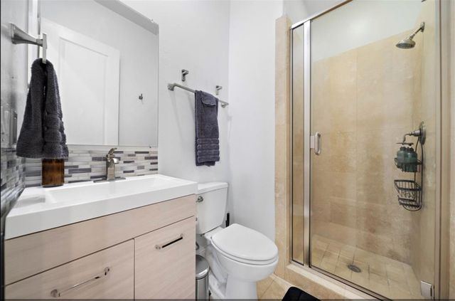2512 Leeland Street, Houston, TX 77003
