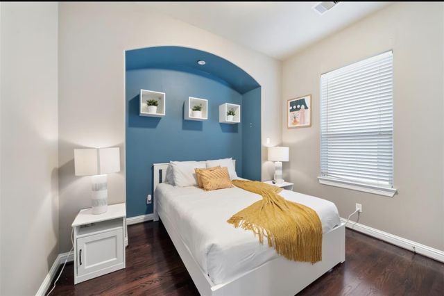 2512 Leeland Street, Houston, TX 77003