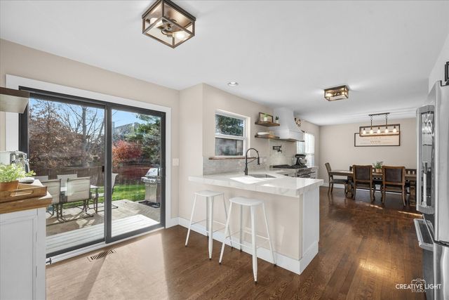 363 Cornwall Avenue, South Elgin, IL 60177