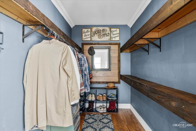 363 Cornwall Avenue, South Elgin, IL 60177