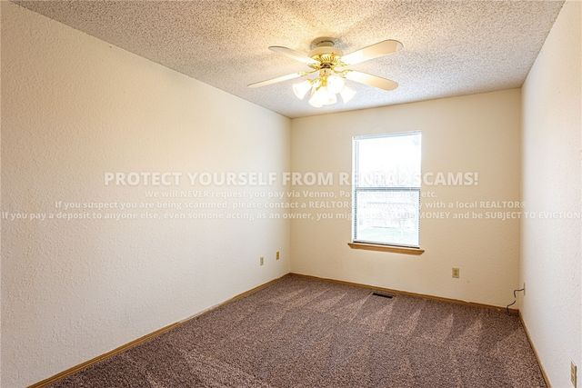 684 W Martha Drive, Fayetteville, AR 72703