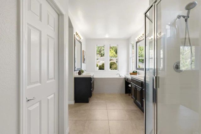3212 Rancho Companero, Carlsbad, CA 92009