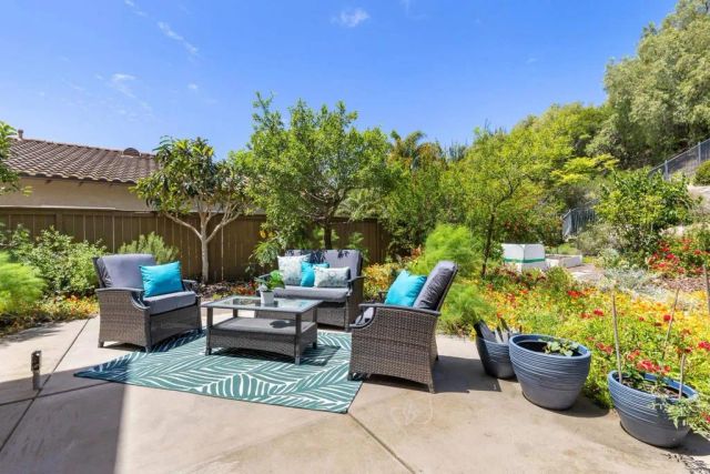3212 Rancho Companero, Carlsbad, CA 92009
