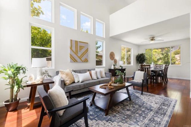 3212 Rancho Companero, Carlsbad, CA 92009