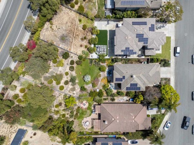 3212 Rancho Companero, Carlsbad, CA 92009