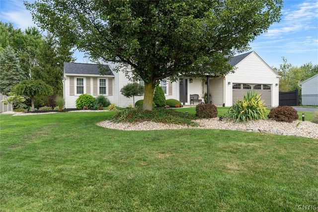8526 Dory Course, Cicero, NY 13039