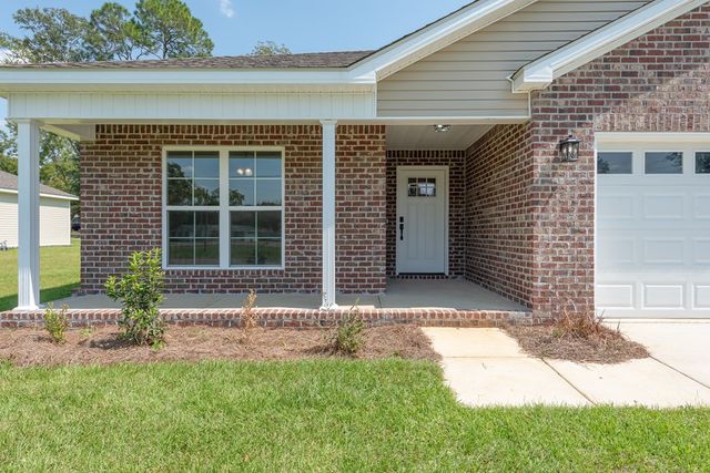 530 N Azalea Street, Geneva, AL 36340