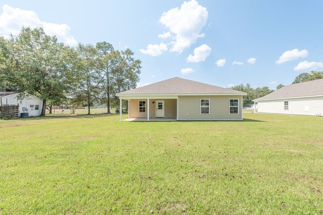 530 N Azalea Street, Geneva, AL 36340