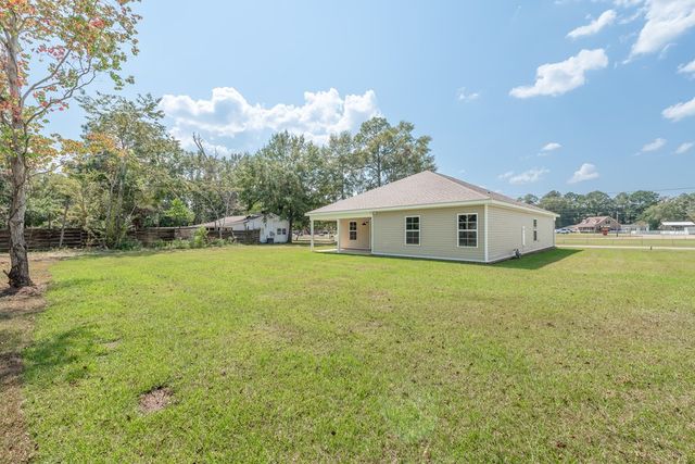 530 N Azalea Street, Geneva, AL 36340