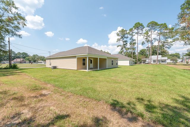 530 N Azalea Street, Geneva, AL 36340